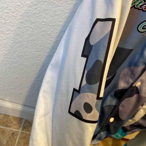 Kanye “Universe City” Jacket - Picture 7 of 7